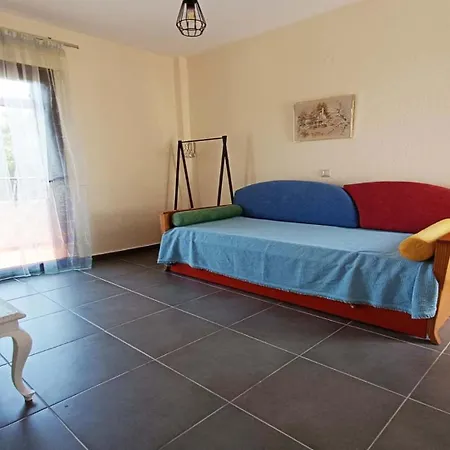 Pine Forest Maisonette In Elani