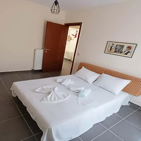 Pine Forest Maisonette In Elani