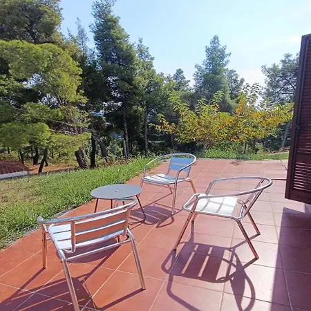 Pine Forest Maisonette In * Elani